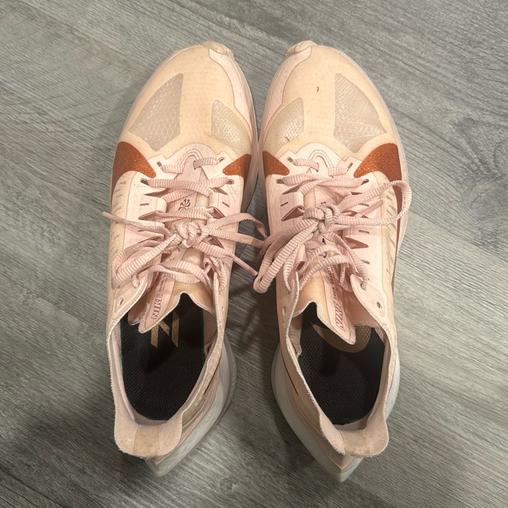 Pink Nike Zoom Gravity’s